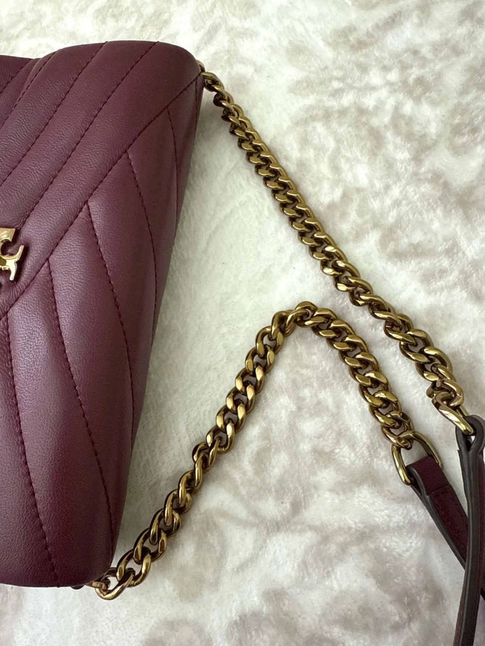 TORY BURCH Kira Chevron Quilted Leather Chain Strap Crossbody Bag in Burgundy